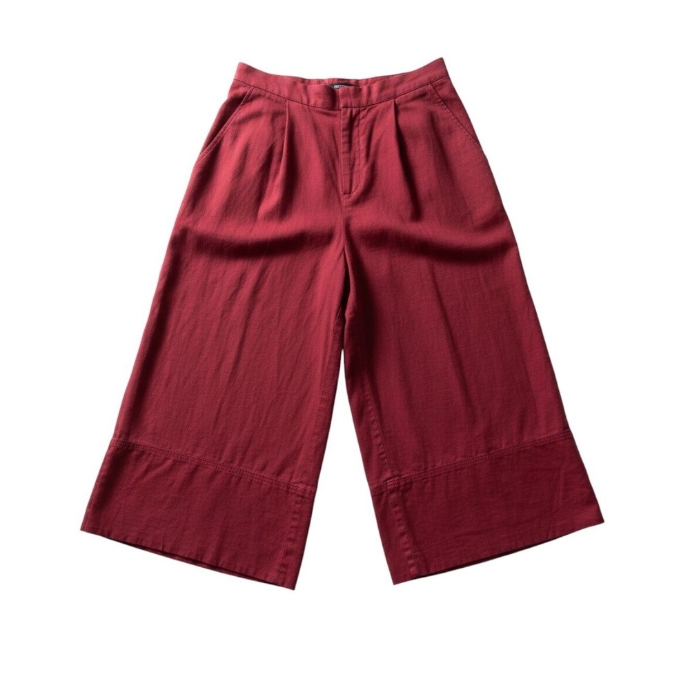 Banana Republic Wide Leg Cropped Pants in Deep Wine Red